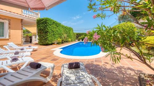 Condado del Jaruco Villa | Costacabana - Villa Primavera