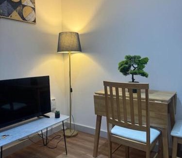 Kidderminster Apartamento | Cosy 1-Bed Studio City Centre