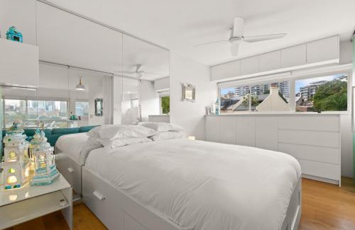 Potts Point Apartamento | Cosy 1-Bed with Swimming Pool Facing Opera House
