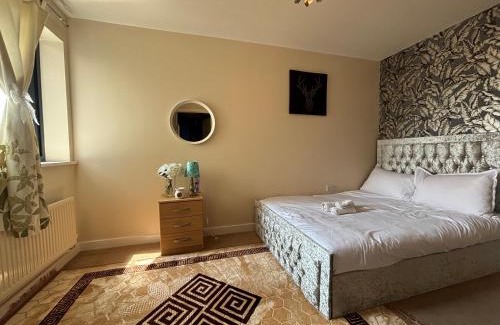 Grays Apartamento | Cosy 1-Bedroom Apartment in Central Grays with Parking & Excellent Transport Links