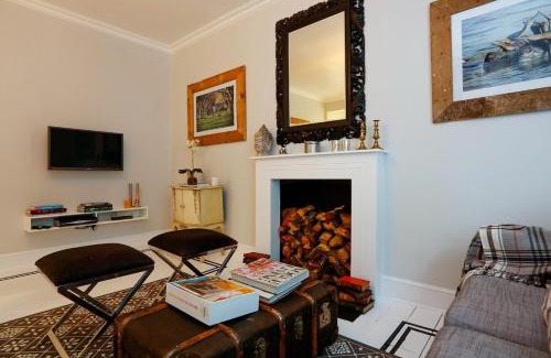 East Putney Apartamento | Cosy 1BR Apt with Balcony, East Putney,2min Tube