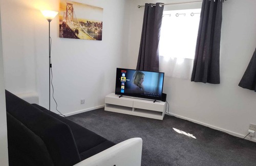 Newham Apartamento | Cosy 2 Bed Apartment - 8 Min Walk to the Station & 15 min Walk 2 Excel Exhibitio