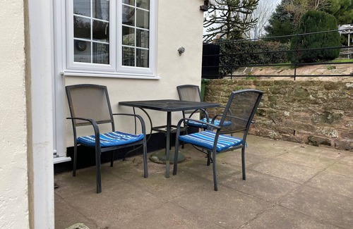 Ross-on-Wye Cabaña | Cosy 2 bed cottage in peaceful rural Herefordshire.