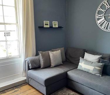 Crickhowell Apartamento | Cosy 2 bed flat in Crickhowell