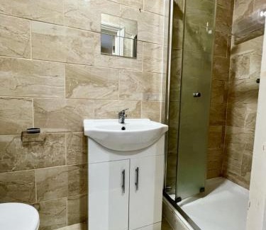 Newham Apartamento | Cosy 2 Bed House in East Ham