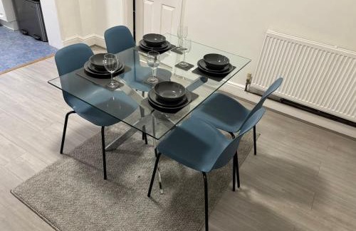 Wolverhampton Casa | Cosy 2-bed NR New Cross Hospital