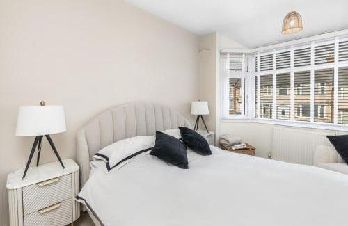 Wyken Apartamento | Cosy 2-Bed Retreat with Great Location