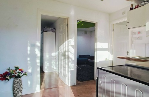 Queensbury Apartamento | Cosy 2-Bed Studio with Amenities in London suburb