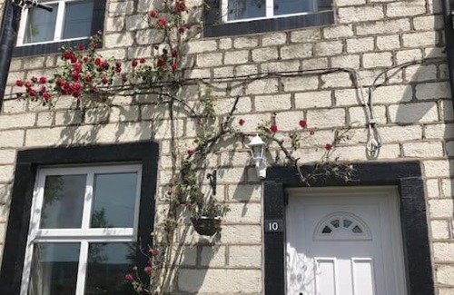 Silsden Casa | Cosy 2 bedroom cottage