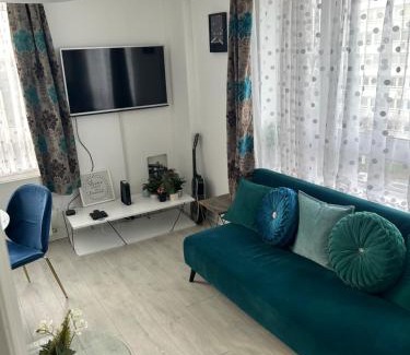 Finsbury Park Apartamento | Cosy 2-Bedroom Flat in Finsbury Park, Modern, Convenient & Close to Central London!