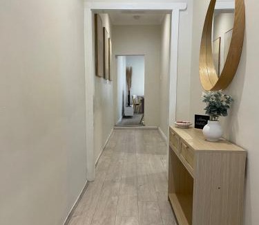 Glebe Casa | Cosy 2 bedroom Glebe terrace with parking