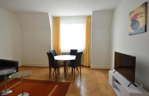 District 2 Apartamento | Cosy 2-bedroom near lake - Stardust 31