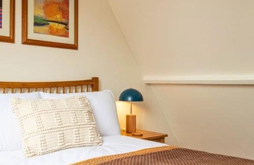 Kingham Casa | Cosy 2BD Cottage in Oxfordshire - Near Daylesford!