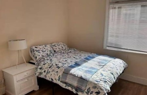 Charlton Apartamento | Cosy 2BD Garden Flat - FREE PARKING - Near O2, Excel, City Airport