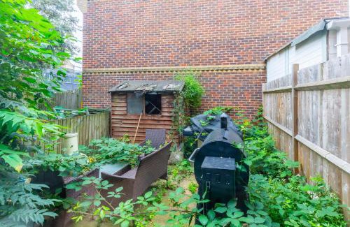 Victoria Casa | Cosy 2BD Home-Away-from-Home Hackney