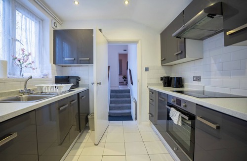 Selhurst Apartamento | Cosy 2Bed Flat-Free Parking-Easy Links to London