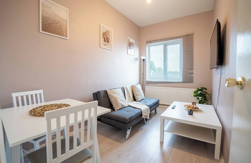 Selhurst Apartamento | Cosy 2Bed Flat-Free Parking-Easy Links to London