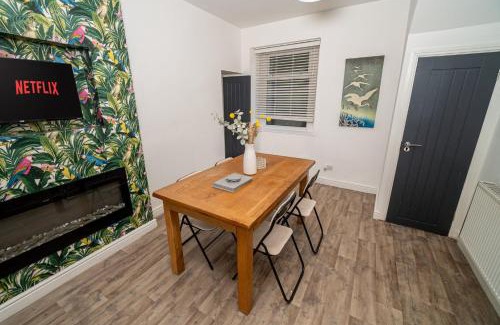 Landore Casa | Cosy 3-Bed House – Walk to Swansea Stadium