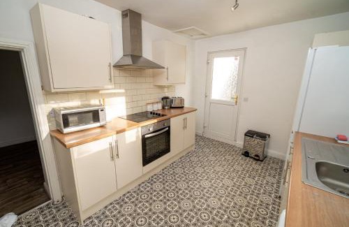 Landore Casa | Cosy 3-Bed House – Walk to Swansea Stadium