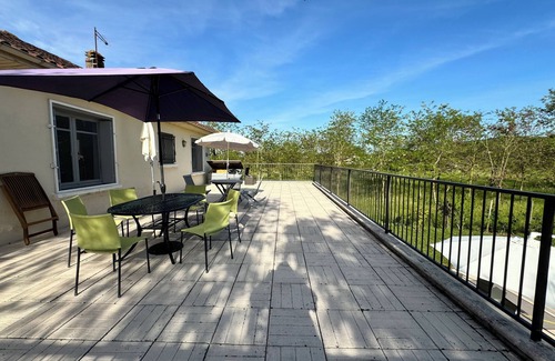 Allez-et-Cazeneuve Apartamento | Cosy 3 bedrooms near bars and restaurants near medieval villages 5 min to Lot