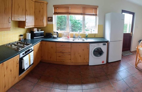 Newry Casa | Cosy 3 Bedroom City Centre Home With Garden