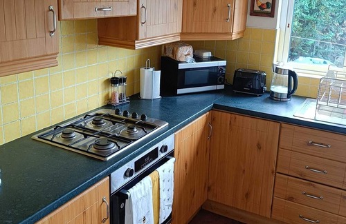 Newry Casa | Cosy 3 Bedroom City Centre Home With Garden