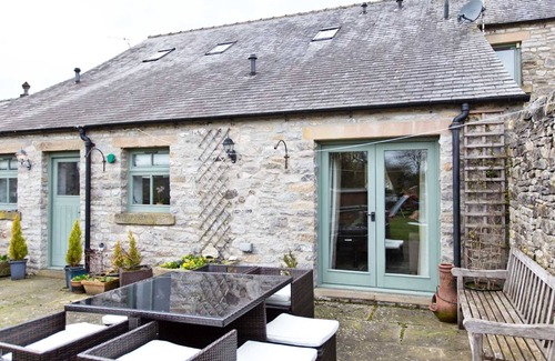 Great Longstone Casa | Cosy 3 bedroom barn conversion in the village of Great Longstone, close to Bakewell