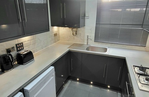 Weston on Trent Apartamento | Cosy 3 Double bed Flat Sleeps 6