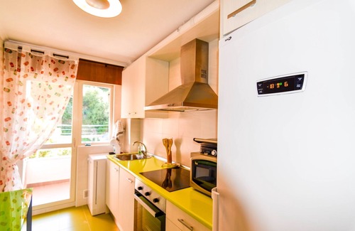 Suances Apartamento | Coqueto y cómodo apartamento con piscina y padel