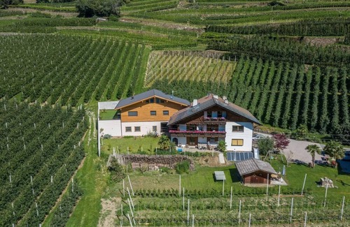 Castelbello-Ciardes Apartamento | Acogedor apartamento " Pixnerhof Golden" en una granja con Wi-Fi y vistas a la montaña