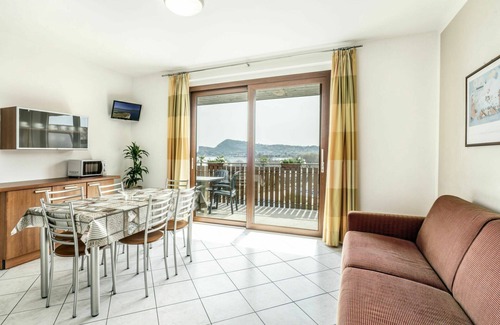 Villaggio Sanghen Apartamento | Acogedor apartamento con WIFI, piscina, A/C, TV, terraza, mascotas permitida y aparcamiento