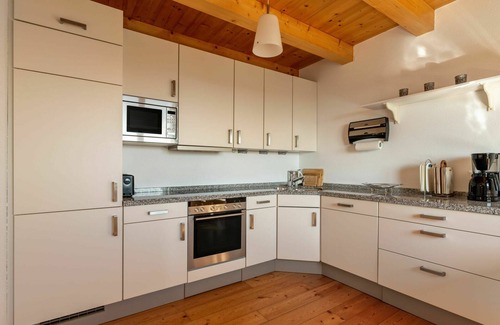 Albeck Apartamento | Acogedor apartamento para 10 personas con WIFI, TV, patio y aparcamiento