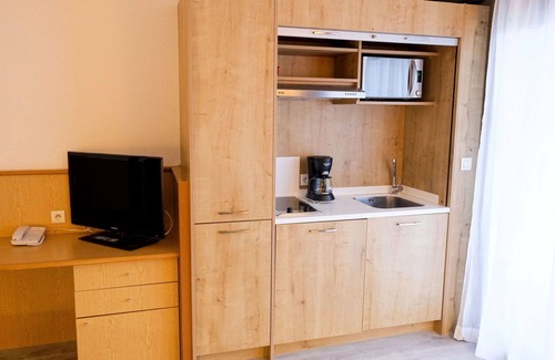 Plaine de la Brague Apartamento | Bonito apartamento para 2 personas con WIFI, piscina, A/C, TV y balcón