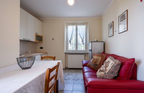 Vinchio Apartamento | Apartamento con WIFI, piscina, A/C, terraza, mascotas permitida, vista panorámica, aparcamiento