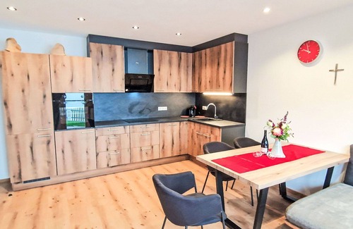 Distelberg Apartamento | Bonito apartamento para 4 personas con WIFI, TV, terraza y aparcamiento