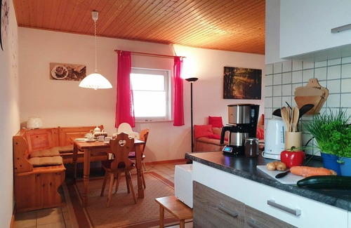 Thalfang Apartamento | Hermoso apartamento para 4 personas con WIFI, TV, terraza, mascotas permitida y aparcamiento
