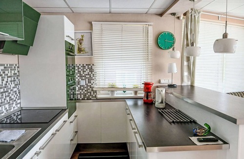 Stribrna Skalice Apartamento | Cosy apartment for 4 guests with WIFI, TV, terrace, panoramic view and parking
