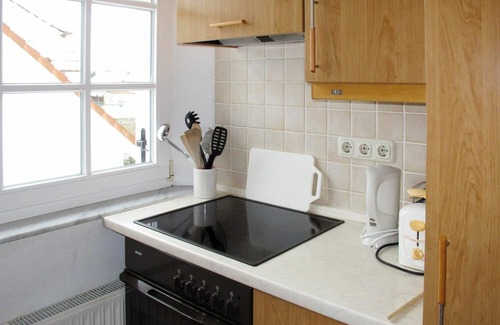 Ostvorpommern Apartamento | Acogedor apartamento para 4 personas con TV, balcón, mascotas permitida y aparcamiento