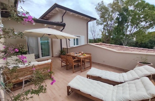 San Corrado di Fuori Apartamento | Precioso apartamento para 4 personas con WIFI, A/C, TV, terraza y aparcamiento