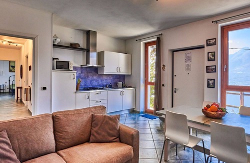 Naggio Apartamento | Bonito apartamento para 4 personas con WIFI, TV, terraza, mascotas permitida y aparcamiento