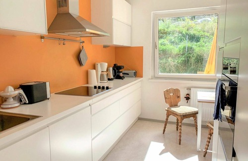 Mutters Apartamento | Acogedor apartamento para 4 personas con WIFI, TV, patio y aparcamiento