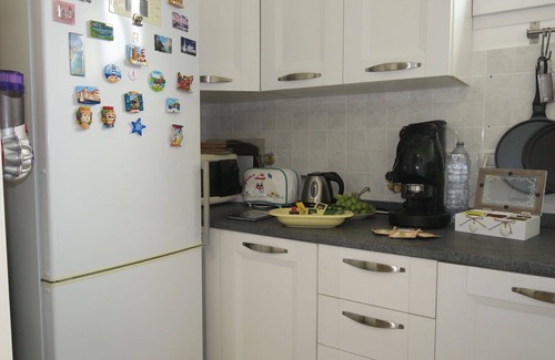 Savena Apartamento | Acogedor apartamento para 4 personas con WIFI, A/C, TV, balcón y aparcamiento