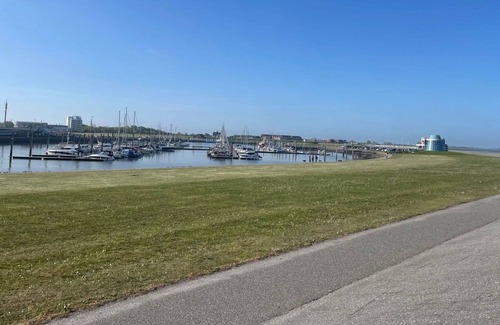 Norddeich Apartamento | Hermoso apartamento para 6 personas con WIFI, TV, terraza, mascotas permitida y aparcamiento