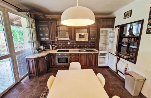 Janske Lazne Apartamento | Bonito apartamento para 6 personas con WIFI, TV, patio, mascotas permitida y aparcamiento