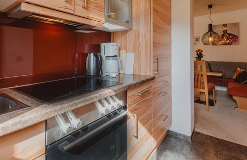 Bad Hofgastein Apartamento | Cosy apartment for 2 guests with WIFI, TV, balcony and parking