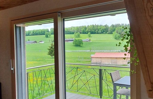 Muriaux Apartamento | Hermoso apartamento para 2 personas con jacuzzi, WIFI, TV y balcón
