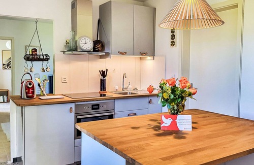 San Nazzaro Apartamento | Acogedor apartamento para 3 personas con WIFI, TV, patio, mascotas permitida y aparcamiento