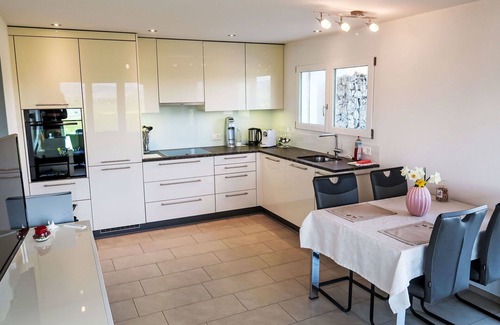 Reichenburg Apartamento | Acogedor apartamento para 2 personas con WIFI, TV, terraza y vista panorámica