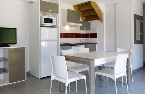 Auberville Apartamento | Bonito apartamento para 6 personas con WIFI, TV, terraza, mascotas permitida y aparcamiento