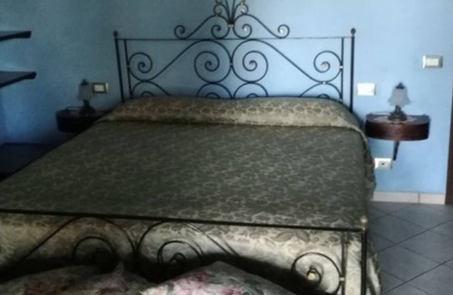 Pietrauta Apartamento | Bonito apartamento con WIFI, piscina, patio, vista panorámica y aparcamiento, cerca de Spoleto